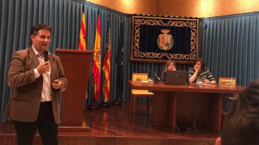 Representantes de Medina del Campo explican su modelo turístico