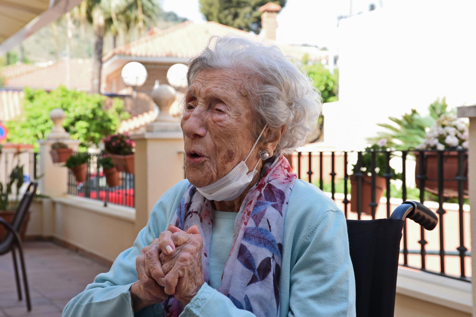 Lola Giménez Reyna celebra su 100º cumpleaños