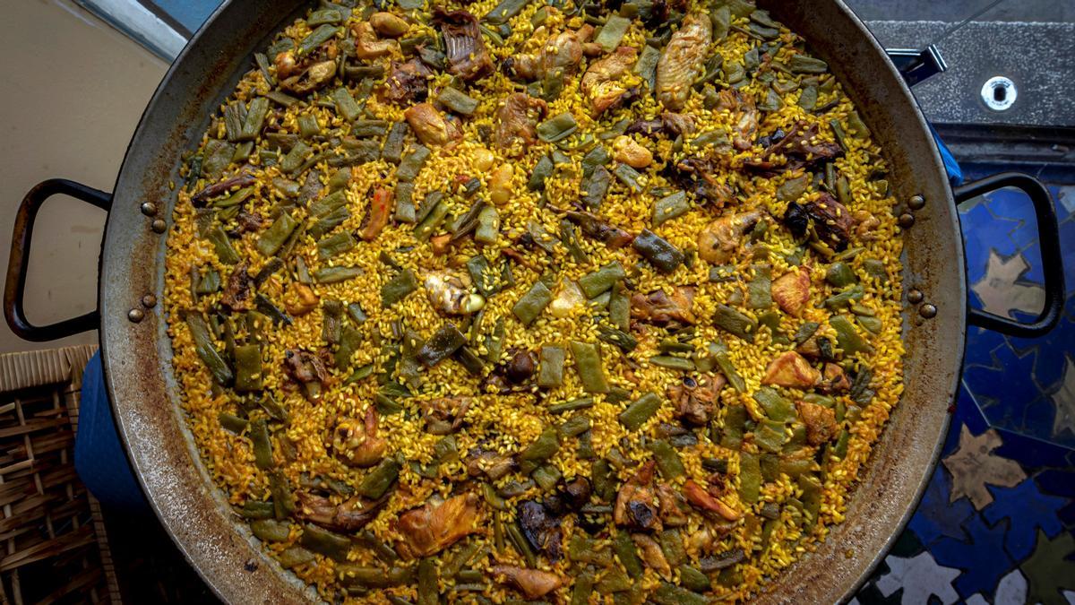 Paella valenciana