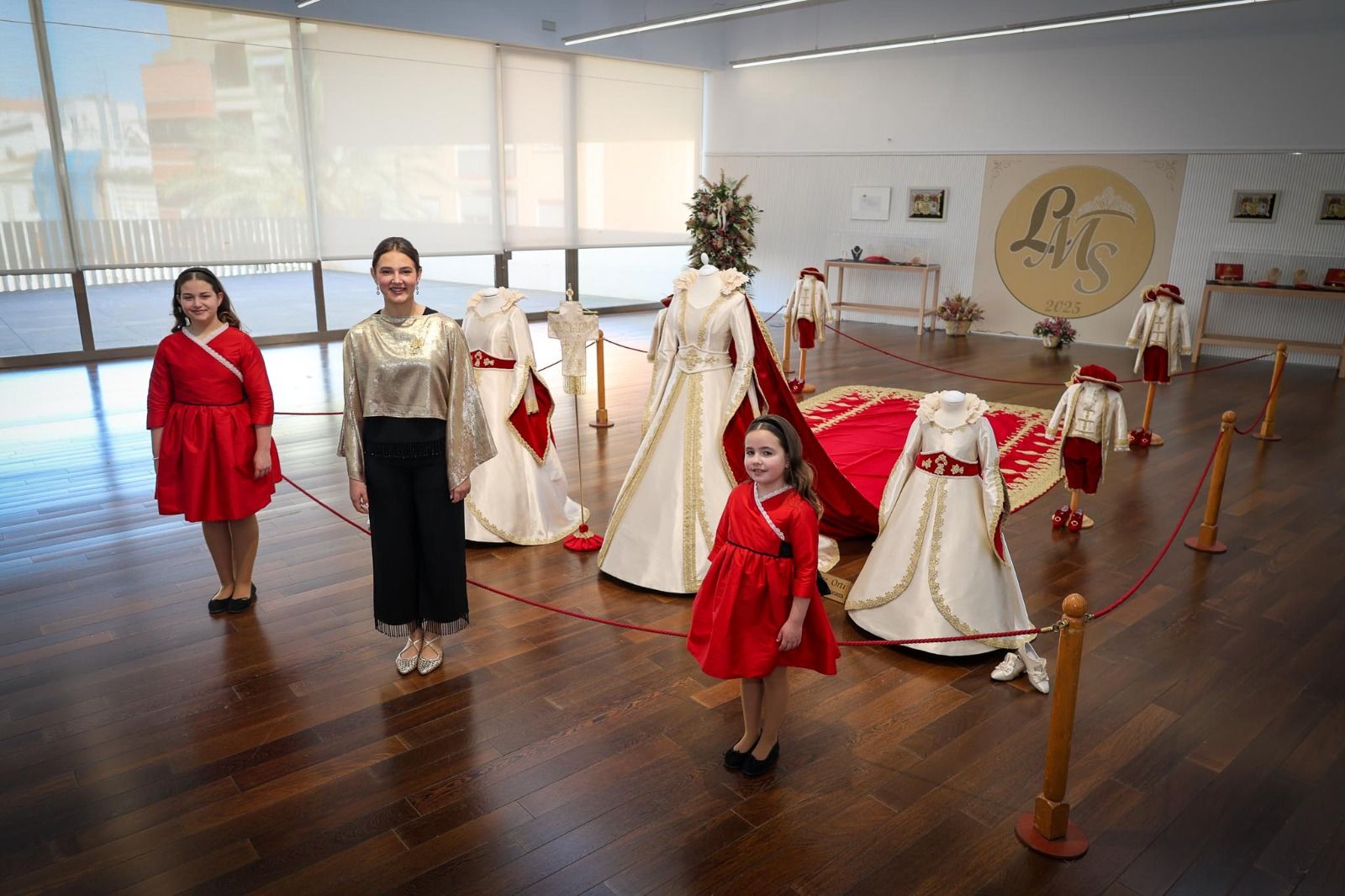 Así es el vestido de la Reina del Encuentro de Torrent 2025