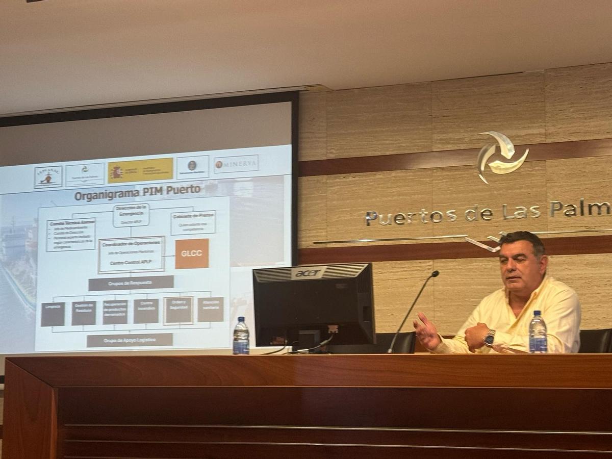 Guillermo Holm, jefe de la Unidad de Medioambiente de la Autoridad Portuaria.