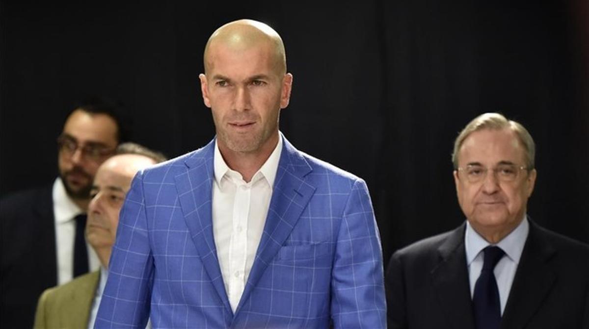 aguasch32304067 real madrid s new coach zinedine zidane  l  arrive160104201543