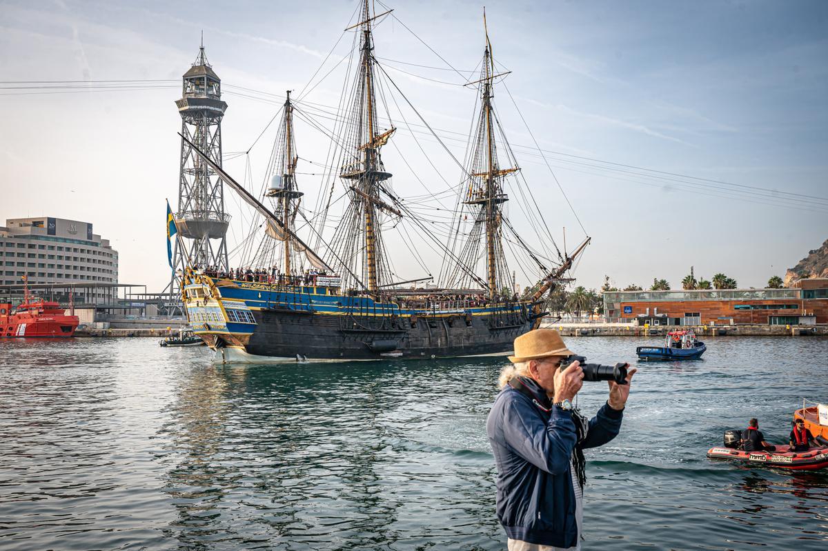 El Götheborg de Suecia, el velero más grande del mundo, recala en Barcelona