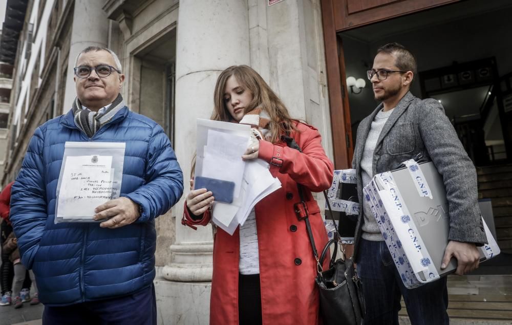 El juzgado devuelve a los periodistas los móviles incautados por Florit
