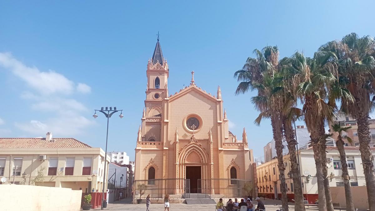 Plaza de San Pablo, en la Trinidad. A la izquierda, la parcela donde se construirá la casa hermandad.