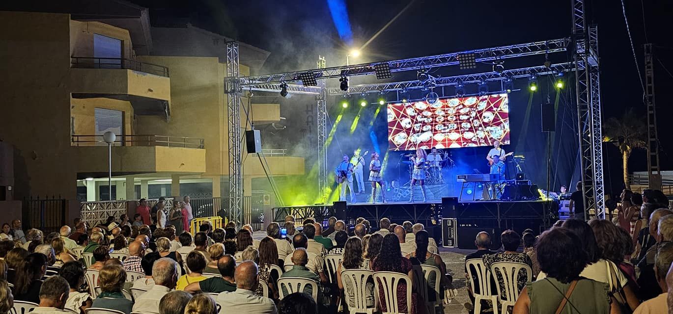 Éxito del musical sobre ABBA en Tavernes de la Valldigna
