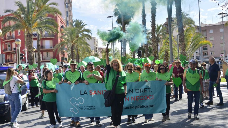 La plataforma por la reversión quema otro cartucho a días de acabar la concesión del Hospital Vinalopó de Elche