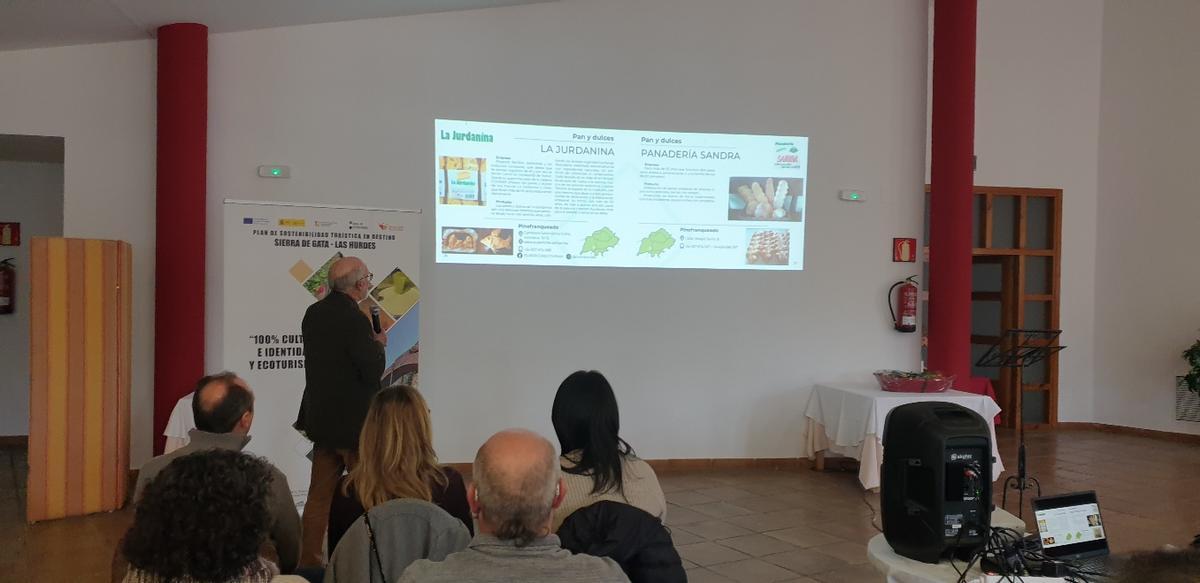 Durante las charlas.