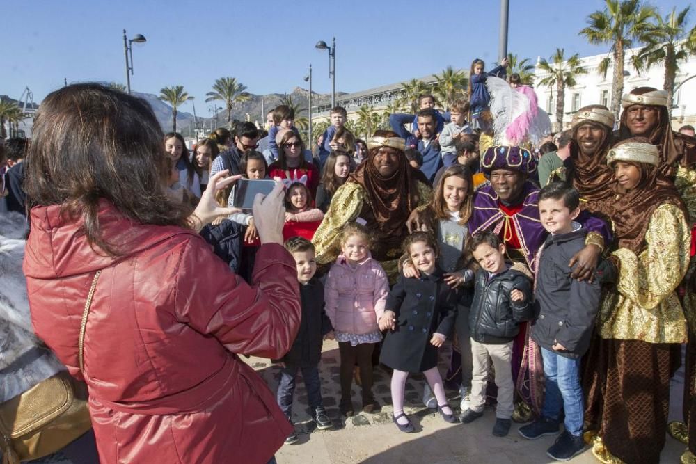 Los Reyes Magos desembarcan en Cartagena