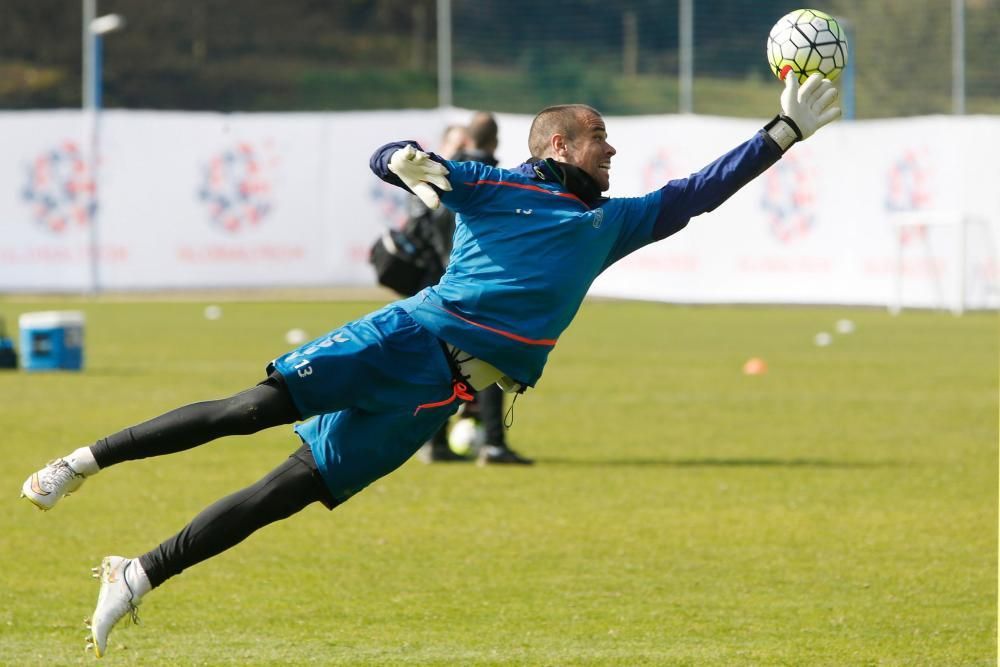 Entrenamiento del Real Oviedo en el Requexón