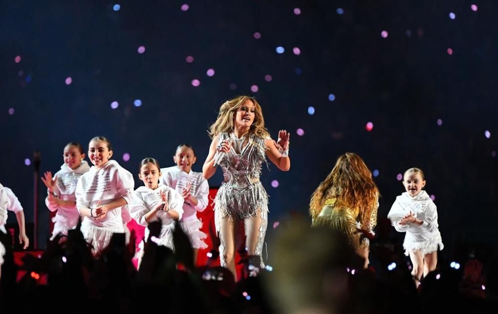 Protagonisme llatí en el descans de la Super Bowl amb Shakira i Jennifer Lopez