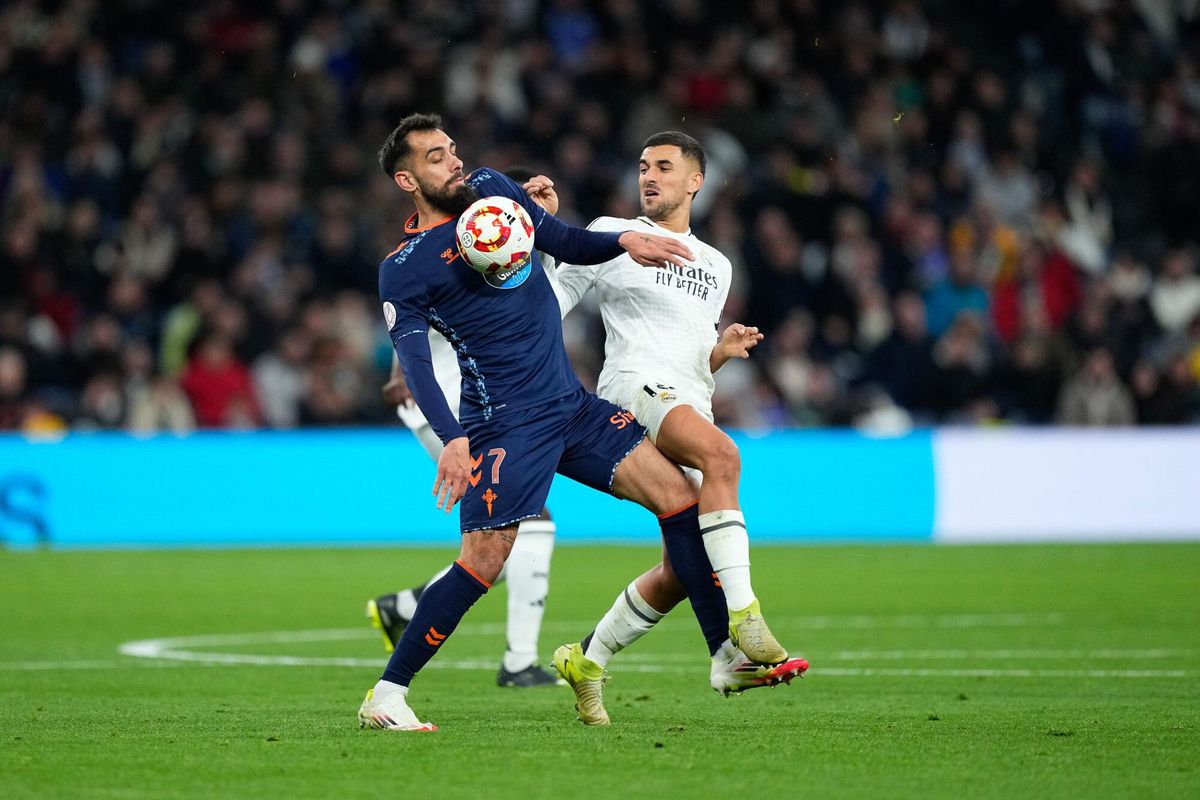 Borja Iglesias of Celta de Vigo and Dani Ceballos of Real Madrid in action during the Spanish Cup, Copa del Rey, round of 16 football match played between Real Madrid and RC Celta de Vigo at Santiago Bernabeu stadium on January 16, 2025, in Madrid, Spain. AFP7 16/01/2025 ONLY FOR USE IN SPAIN. Oscar J. Barroso / AFP7 / Europa Press;2025;SOCCER;SPAIN;SPORT;ZSOCCER;ZSPORT;Real Madrid v RC Celta de Vigo - Copa del Rey;