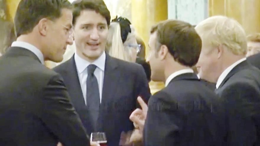 El holandés Rutte, el canadiense Trudeau, el francés Macron y el británico Johnson criticando a Trump.