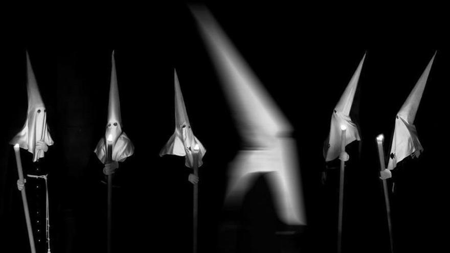 José López y Eduardo Espejo ganan los concursos de fotografía de la Semana Santa de Xàtiva
