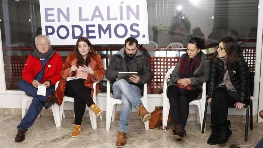 El acto se celebró en la estación de autobuses. // Bernabé/Luismy