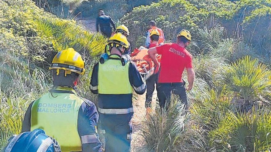 Verletzter Ausflügler nach vier Tagen aus den Bergen im Südwesten von Mallorca gerettet