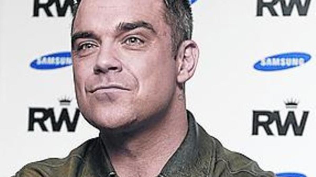 Alberto II ficha a Robbie Williams_MEDIA_1