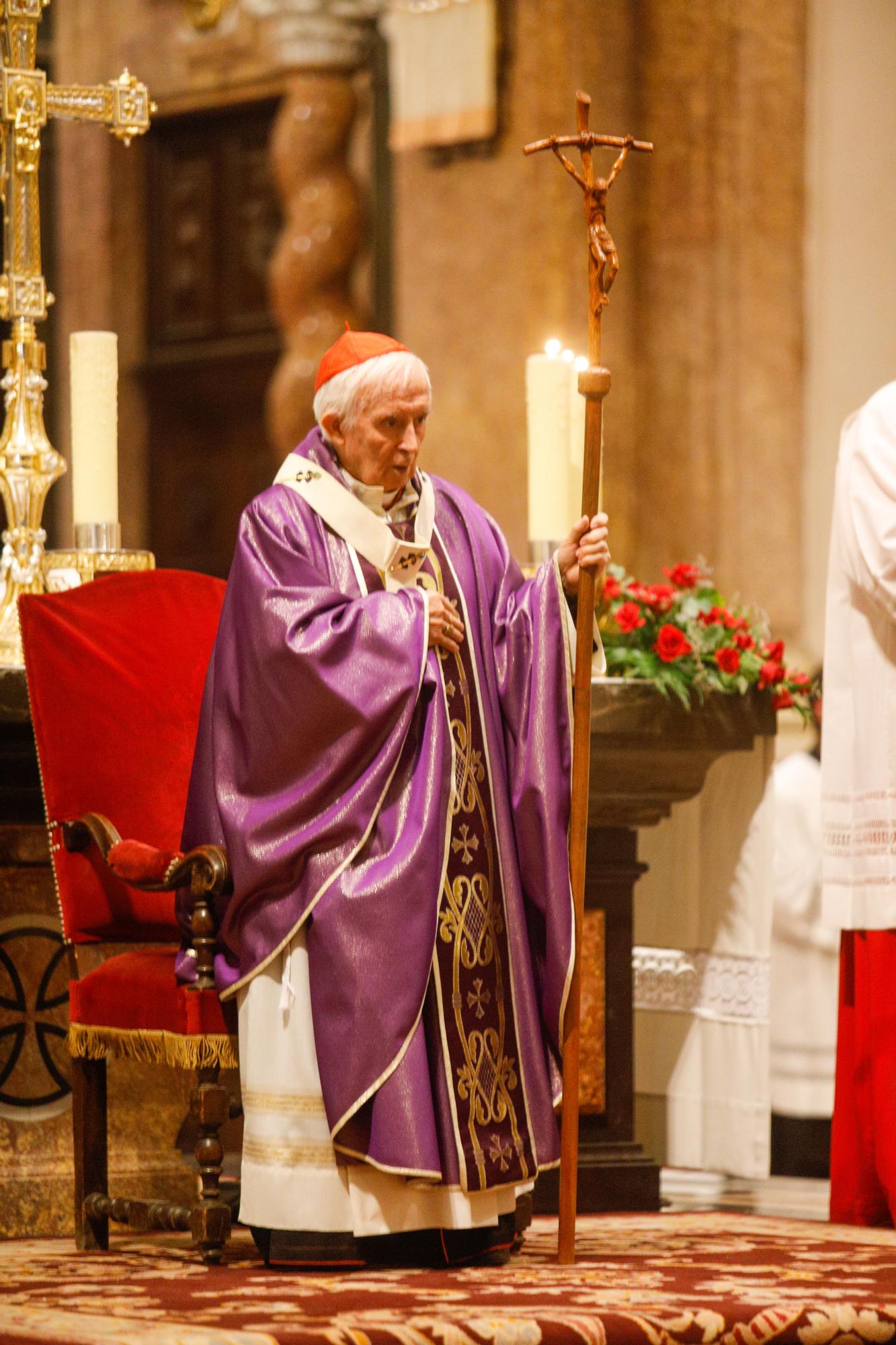 Así ha sido la misa de la despedida del cardenal Cañizares en la Catedral de València