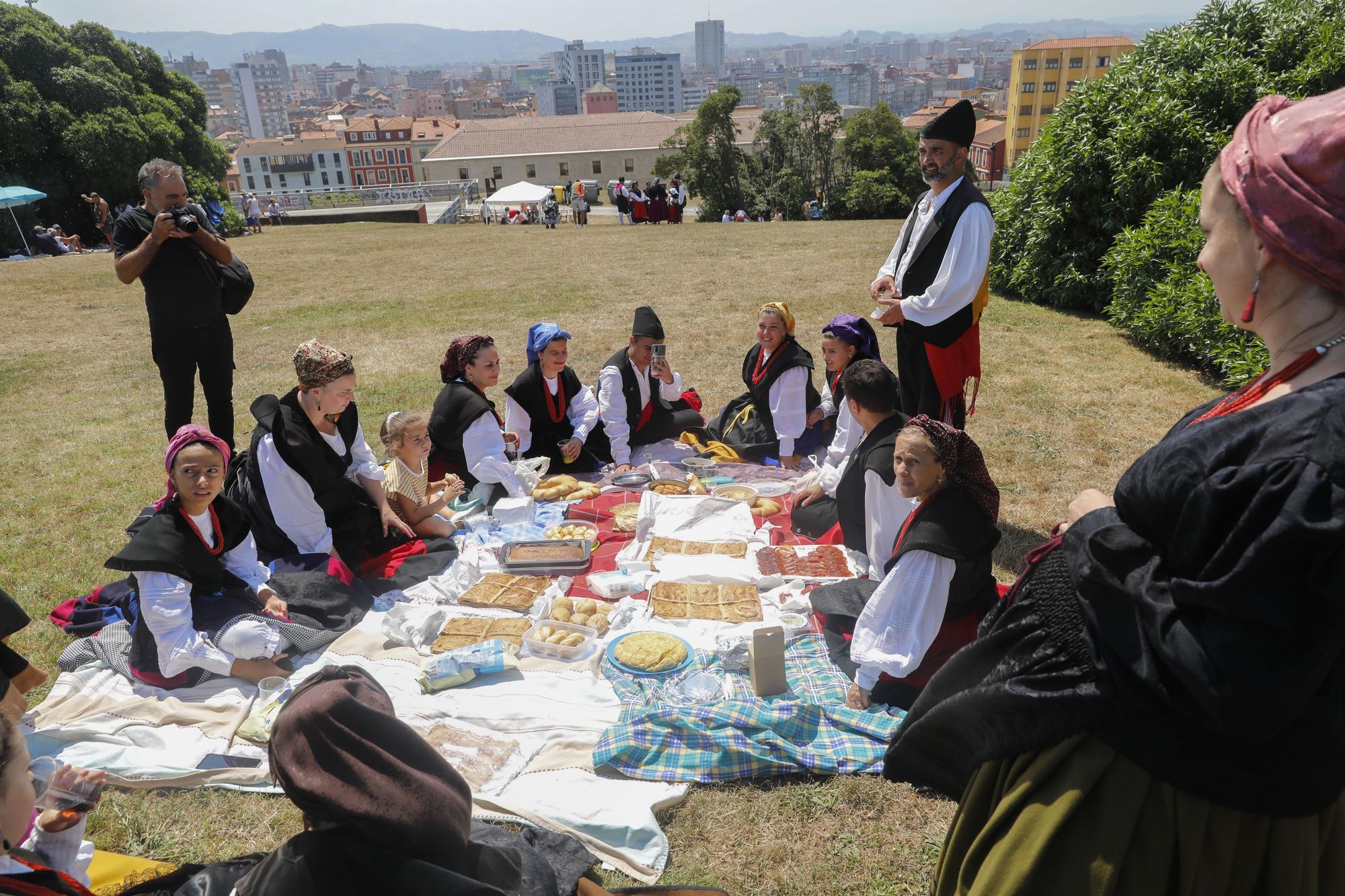 La folixa de Gijón vuelve al Cerro por el Día de Asturias