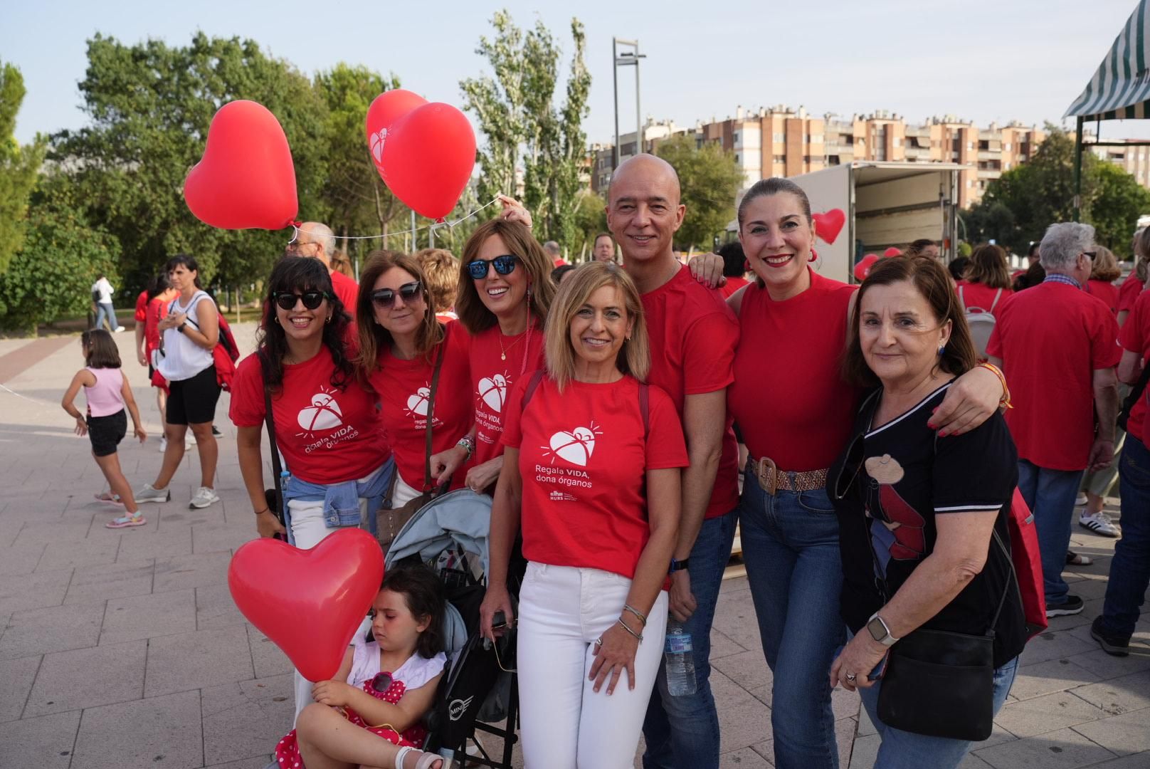 Córdoba se llena de color rojo en favor de la donación