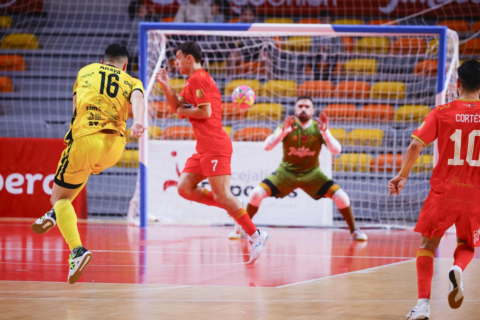 Todas las imágenes de la victoria de Jimbee Cartagena frente a Peñíscola