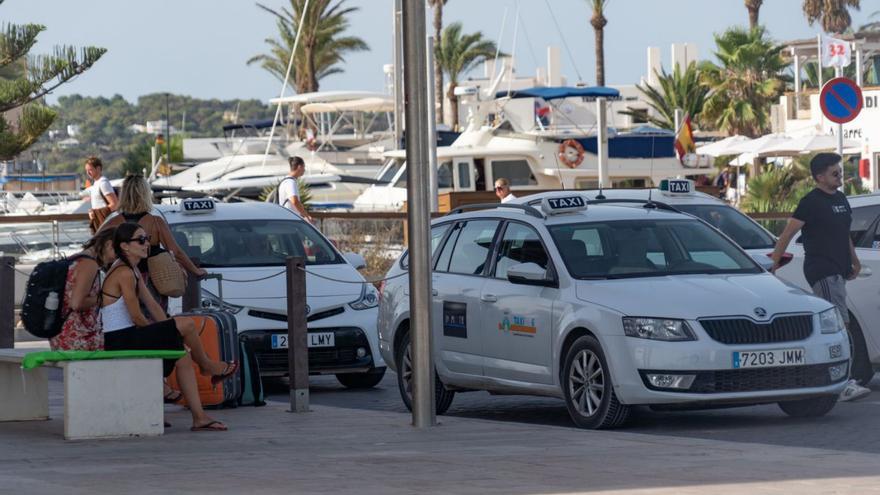 Formentera abre el plazo para obtener permiso de taxi local