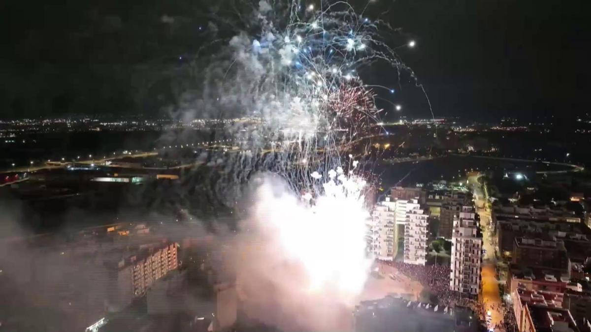 La mascletà más grande de la historia a vista de pájaro en "Tot és festa"