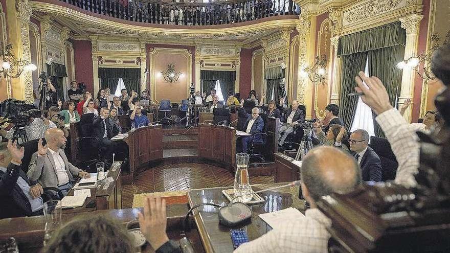 El primer pleno municipal del nuevo mandato en el Concello de Ourense. // Brais Lorenzo