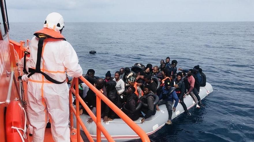 La Junta atenderá a los migrantes que lleguen en situación irregular