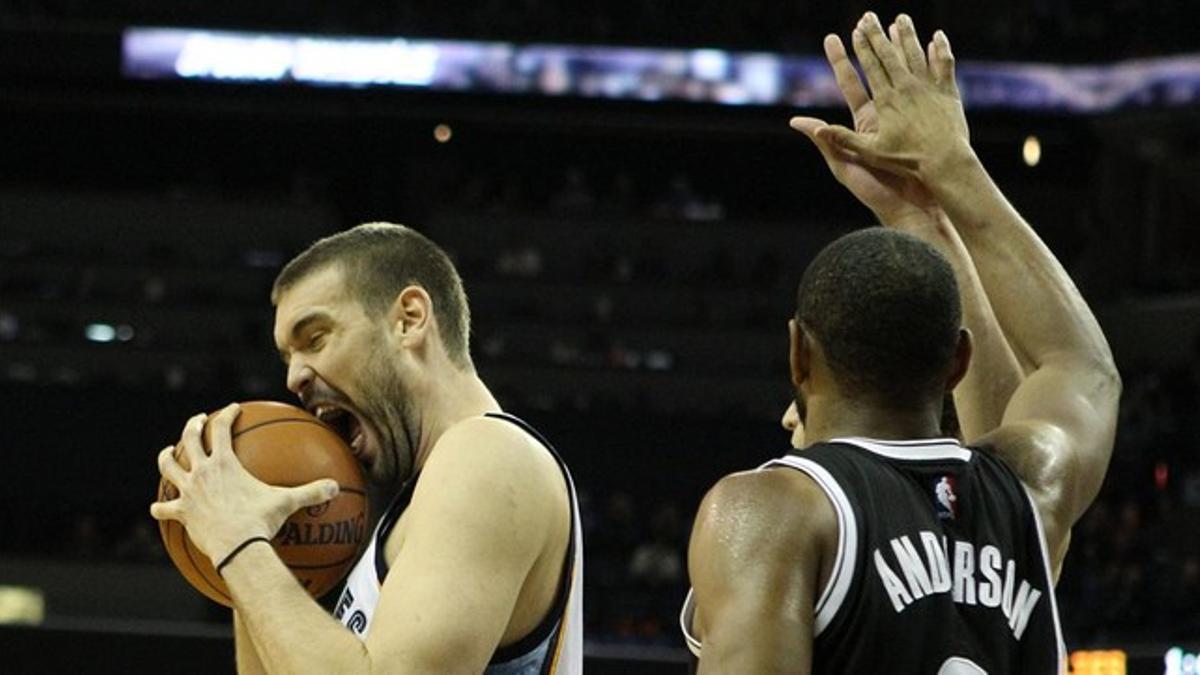 Marc Gasol se lamenta en un partido ante los Nets.