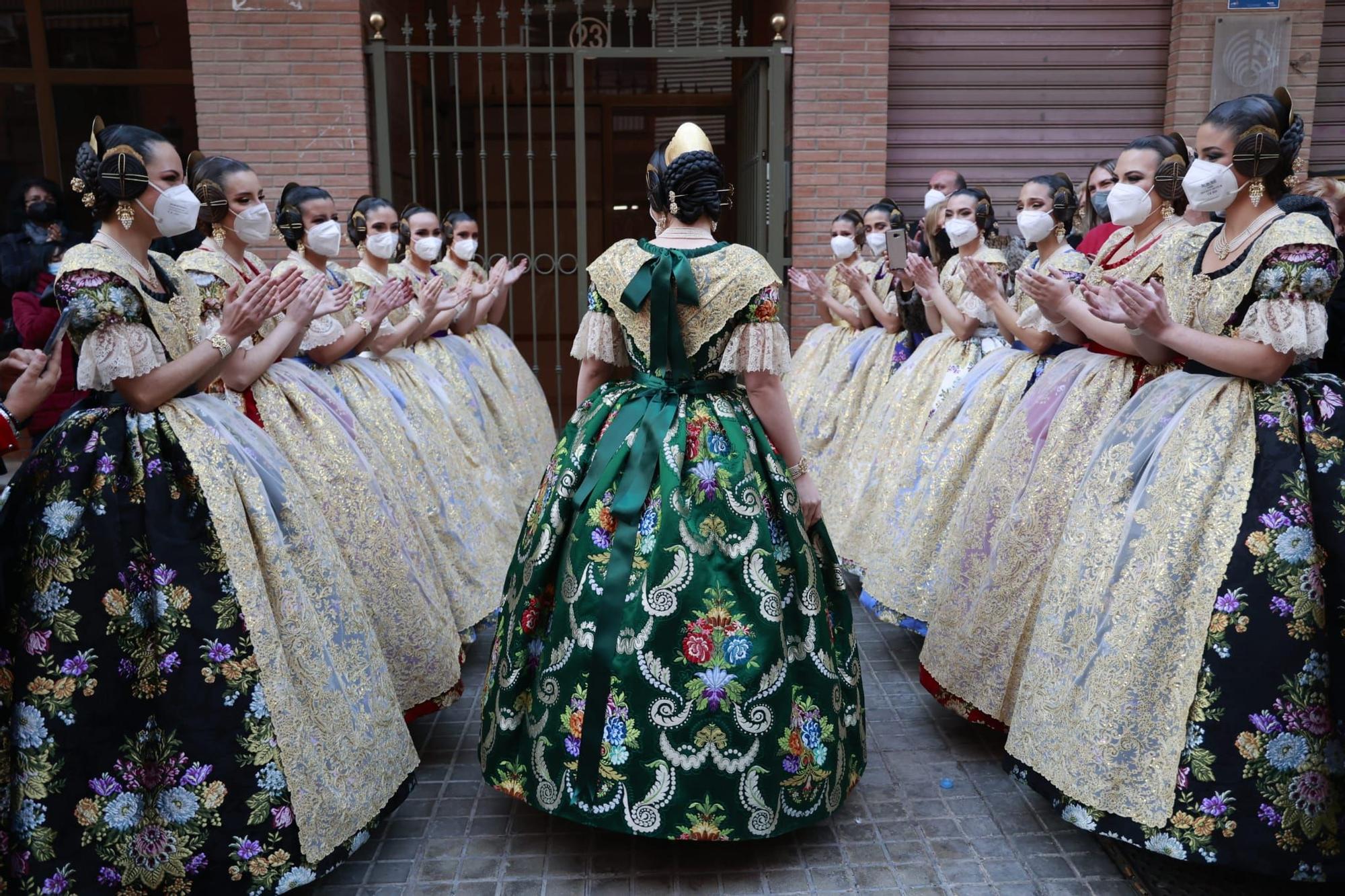 Espolín de la Fallera Mayor de València | Carmen Martín escoge el color verde primavera