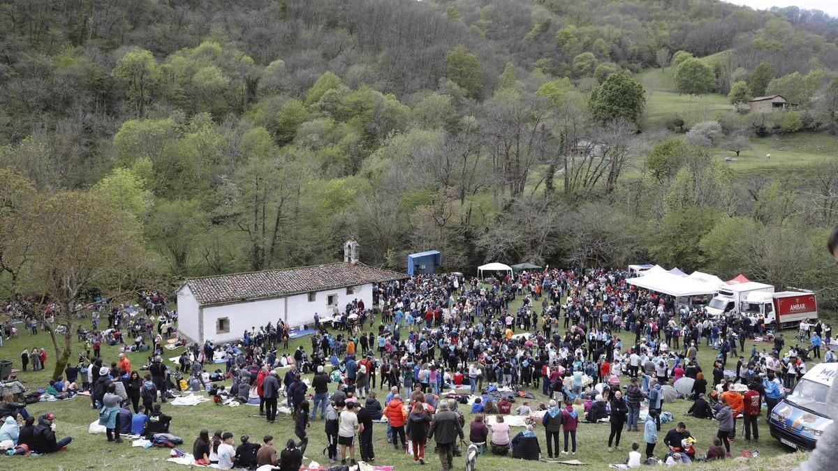 El "prau" de La Flor de Lena, hasta donde llegará el proyecto, en la fiesta de este año.