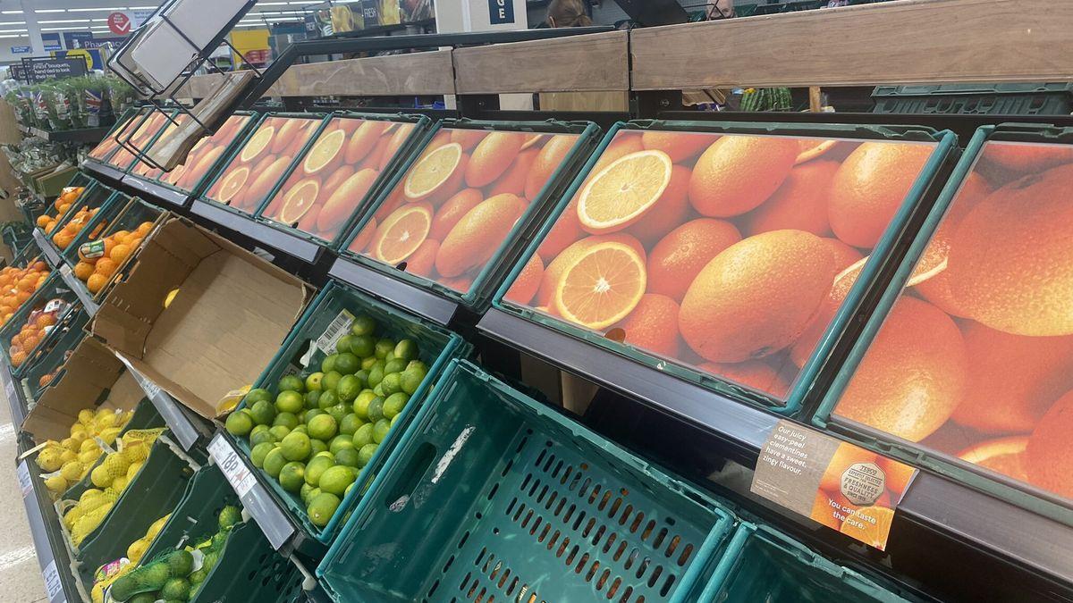 Algunos supermercados optan por esta técnica para disimular el desabastecimiento.