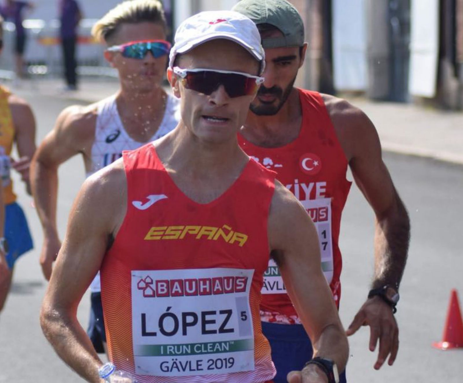 Iván López