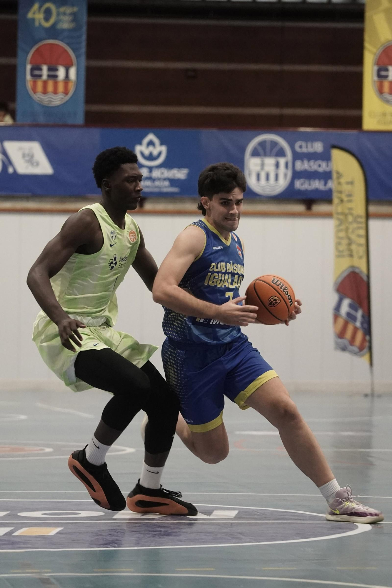 Imatges del Monbus Igualada - Barça B