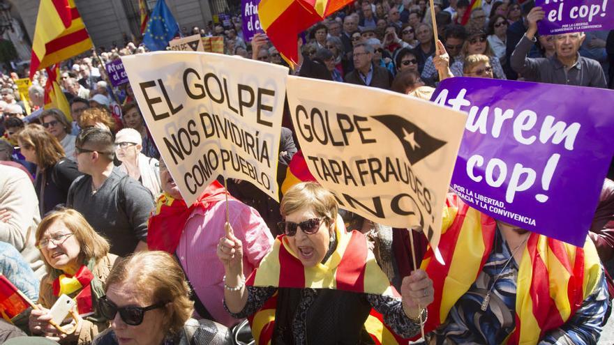 Manifestación en Barcelona contra el proceso soberanista