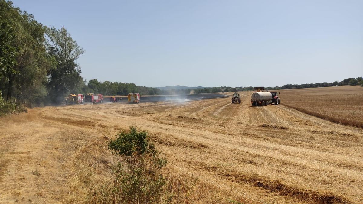Incendi agrícola a Caldes de Malavella