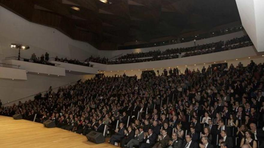 La Sala Sinfónica del Auditorio Provincial se llenó de nuevo para disfrutar del acto de entrega de los premios