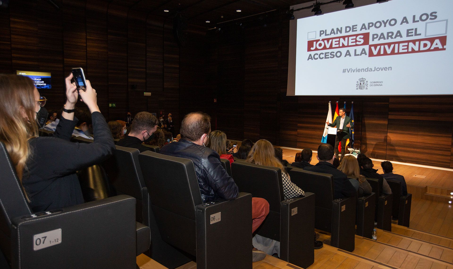 Pedro Sánchez presenta en Alicante el plan de apoyo a los jóvenes para el acceso a la vivienda