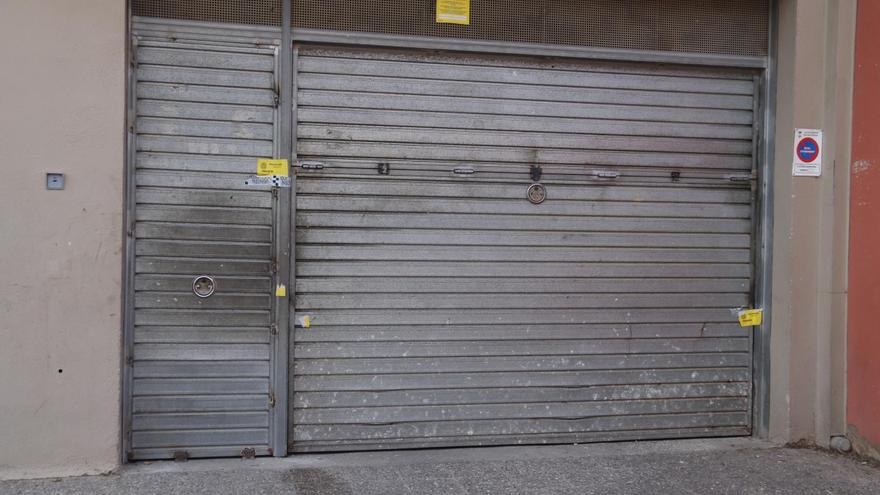 Banyoles tapia tres aparcaments comunitaris per evitar ocupacions delictives