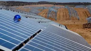 La región duplicará su plan fotovoltaico para tener sólo renovables