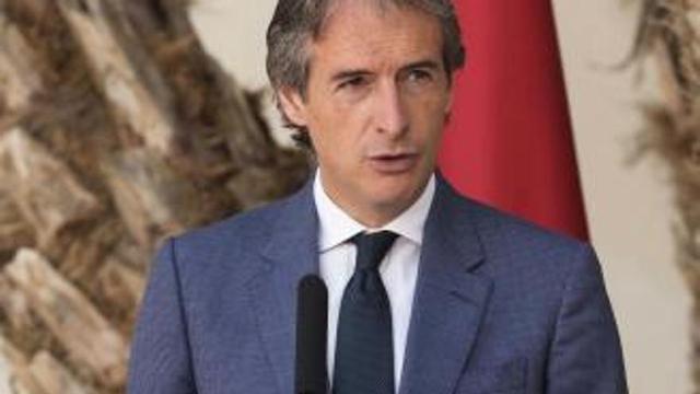 De la Serna recalca que el aeropuerto de Corvera es un activo "rentable"