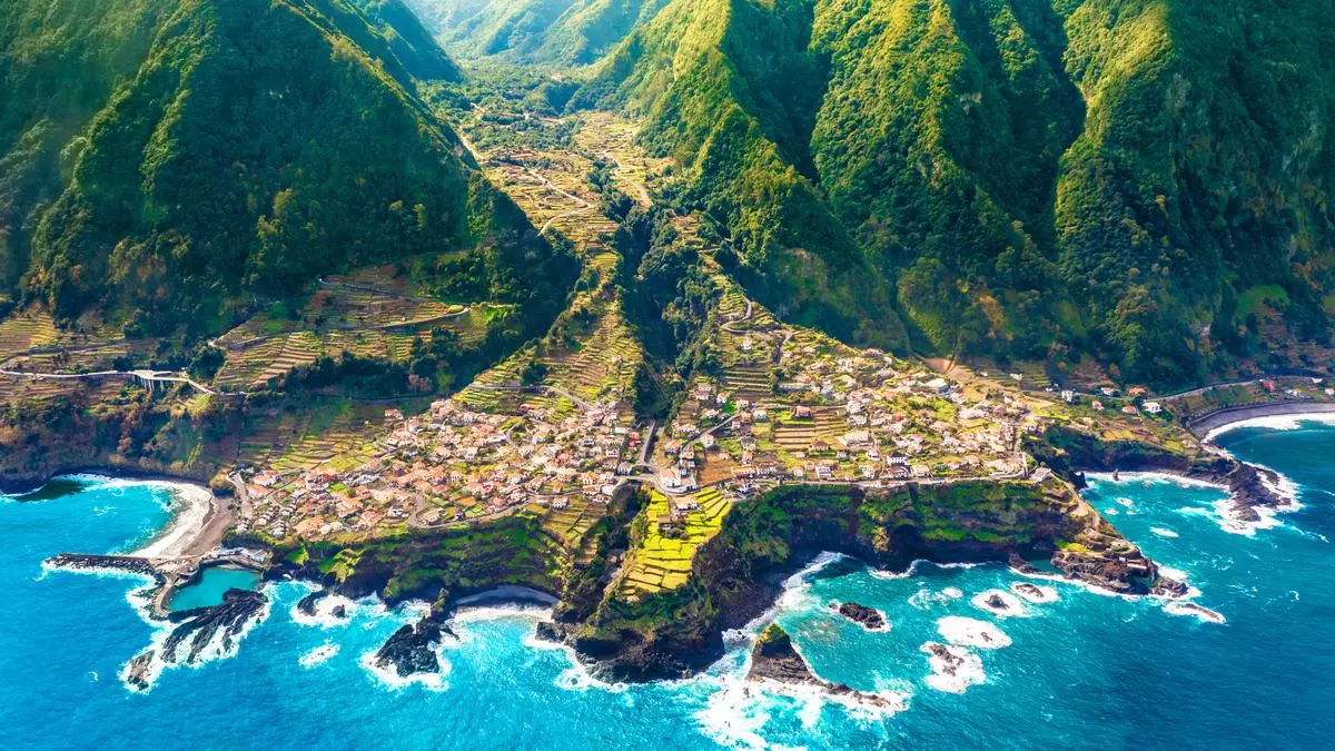 Ni Bali ni Tailandia: esta isla de Europa se corona como el destino más deseado para este verano