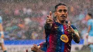 Raphinha suma y sigue y responde al Balón de Oro en el campo