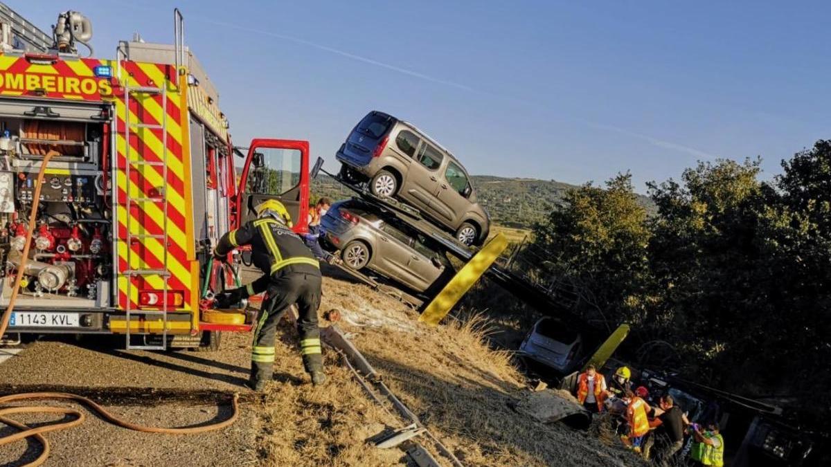 Excarcelado un camionero tras una colisión con otro tráiler en Trasmiras