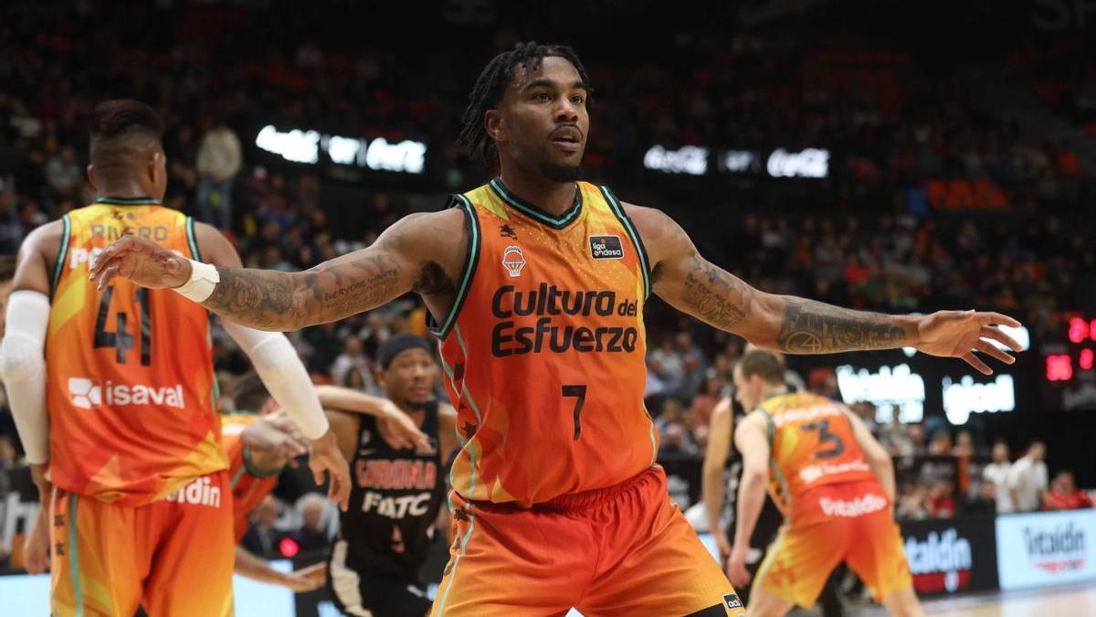 Chris Jones, en el último partido ante el Girona en La Fonteta