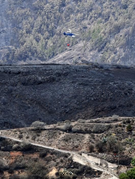 23/08/2019 BARRANCO HONDO. ARTENARA. Barranco Hondo después del incendio, panaderia y vecinos.  Fotógrafa: YAIZA SOCORRO.  | 23/08/2019 | Fotógrafo: Yaiza Socorro