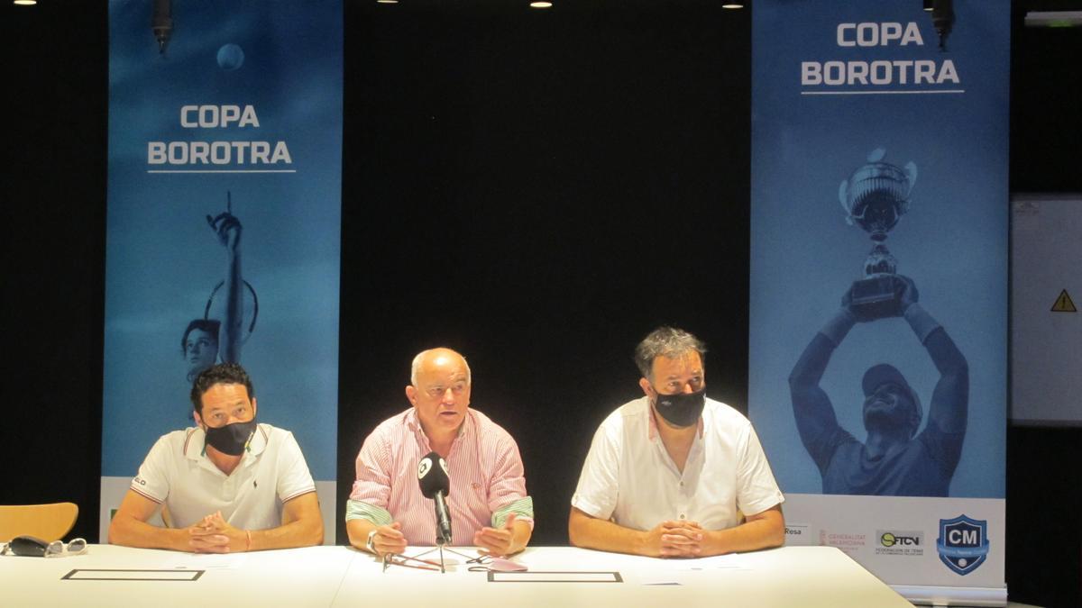 Presentación de la Copa Borotra, considerada como la Copa Davis Júnior.