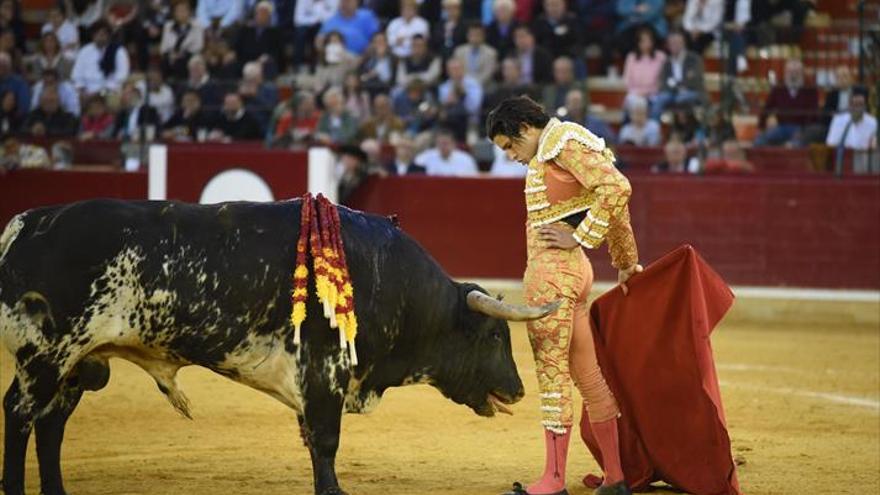 López Simón en hombros y un gran toro de Mayalde