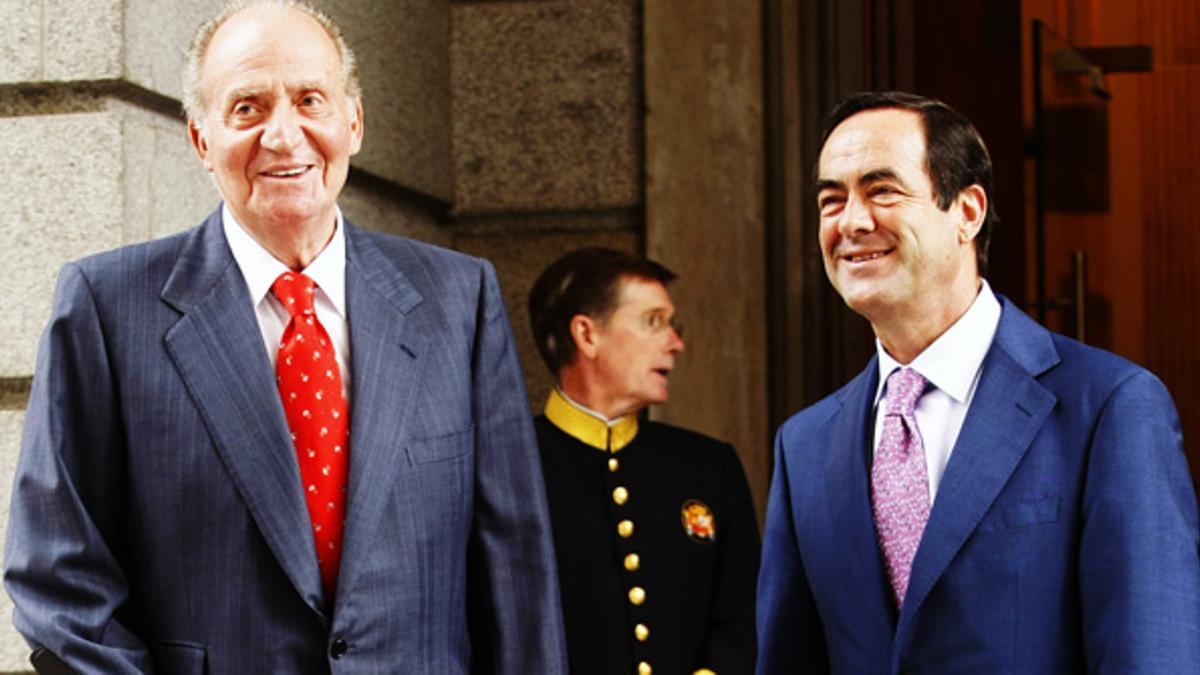 El Rey augura un futuro de "bastantes, muchos" sacrificios para España